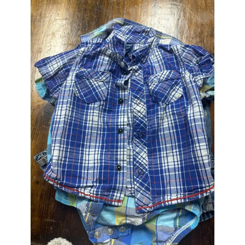 Lot of 8 size 18 Month Clothing